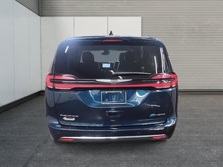 2023 Chrysler Pacifica Hybrid TOURING L in Sherbrooke, Quebec - 3 - w320h240cpx