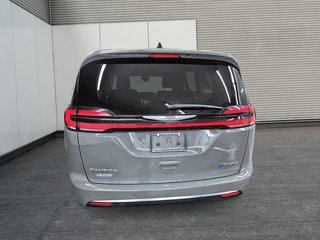 Chrysler Pacifica Hybrid TOURING-L // PLAN OR 425S ENTRETIENS 2023 à Sherbrooke, Québec - 3 - w320h240cpx