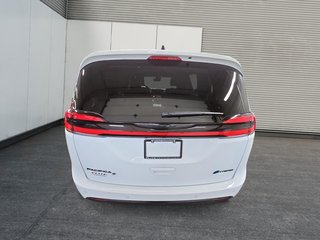 2024 Chrysler Pacifica Hybrid LIMITED ALLURE S // TOIT // CUIR in Sherbrooke, Quebec - 3 - w320h240cpx