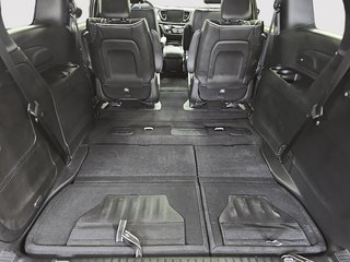 2024 Chrysler Pacifica Hybrid LIMITED ALLURE S // TOIT // CUIR in Sherbrooke, Quebec - 6 - w320h240cpx