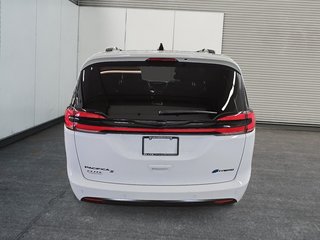2024 Chrysler Pacifica Hybrid PREMIUM ALLURE S in Sherbrooke, Quebec - 4 - w320h240cpx