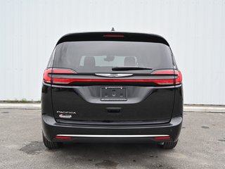 2024  Pacifica TOURING L in Sherbrooke, Quebec - 5 - w320h240cpx