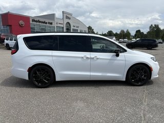 2025 Chrysler Pacifica LIMITED // 3.6L // 9 VITESSES in Sherbrooke, Quebec - 6 - w320h240cpx