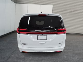 2026 Chrysler Pacifica SELECT AWD in St-Jean-Sur-Richelieu, Quebec - 3 - w320h240cpx