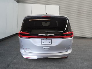 2026 Chrysler Pacifica SELECT AWD in Sherbrooke, Quebec - 3 - w320h240cpx