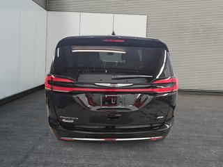 2026 Chrysler Pacifica SELECT AWD in Sherbrooke, Quebec - 3 - w320h240cpx