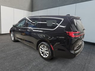 2026 Chrysler Pacifica SELECT AWD in Sherbrooke, Quebec - 4 - w320h240cpx