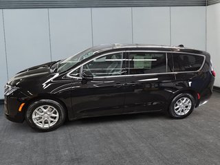 2027 Chrysler Pacifica SELECT in St-Jean-Sur-Richelieu, Quebec - 5 - w320h240cpx