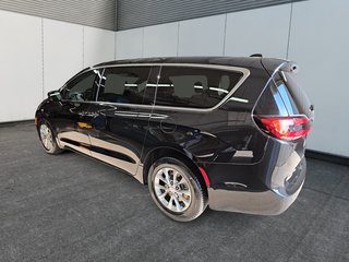 Chrysler Pacifica SELECT AWD 2027 à St-Jean-Sur-Richelieu, Québec - 4 - w320h240cpx