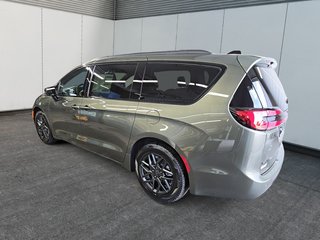 Chrysler Pacifica SELECT 2027 à St-Jean-Sur-Richelieu, Québec - 4 - w320h240cpx