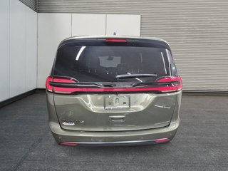2027 Chrysler Pacifica SELECT in Sherbrooke, Quebec - 5 - w320h240cpx