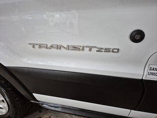 Ford TRANSIT CUTAWAY TRANSIT // CUTAWAY // CUBE 2024 à Sherbrooke, Québec - 4 - w320h240cpx