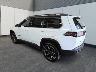 Jeep Cherokee OVERLAND 2026 à St-Jean-Sur-Richelieu, Québec - 4 - w320h240cpx