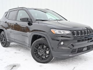 2025 Jeep Compass ALTITUDE in St-Jean-Sur-Richelieu, Quebec - 2 - w320h240cpx