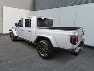 2023 Jeep Gladiator OVERLAND // 4RM // V6 PENTASTAR in Sherbrooke, Quebec - 4 - w320h240cpx