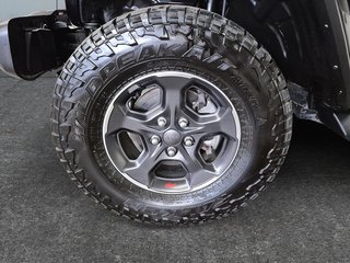 Jeep Gladiator RUBICON 4X4 // SIÈGES ET VOLANT CHAUFFANTS 2023 à Sherbrooke, Québec - 6 - w320h240cpx