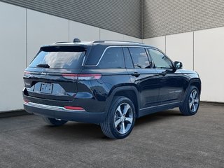 Jeep Grand Cherokee 4xe DVD // CUIR // ECRANS PASSAGERS ARRIÈRES 2022 à Sherbrooke, Québec - 5 - w320h240cpx