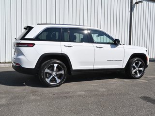 2023  Grand Cherokee 4xe 4XE in Sherbrooke, Quebec - 4 - w320h240cpx