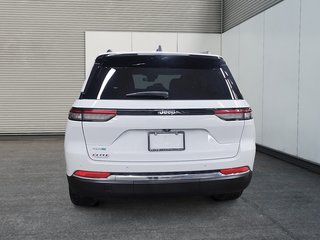 2023 Jeep Grand Cherokee 4xe 4XE // TOIT PANORAMIQUE in Sherbrooke, Quebec - 3 - w320h240cpx