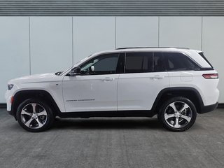 2023 Jeep Grand Cherokee 4xe 4XE // TOIT PANORAMIQUE in Sherbrooke, Quebec - 5 - w320h240cpx
