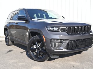 Grand Cherokee ALTITUDE 2024 à St-Jean-Sur-Richelieu, Québec - 2 - w320h240cpx