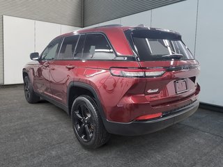 2024 Jeep Grand Cherokee LIMITED 4X4 // TOIT PANORAMIQUE in Sherbrooke, Quebec - 4 - w320h240cpx