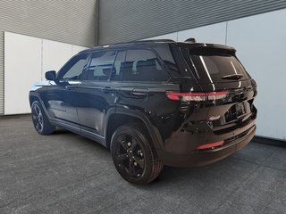 2025 Jeep Grand Cherokee LAREDO ALTITUDE in St-Jean-Sur-Richelieu, Quebec - 4 - w320h240cpx