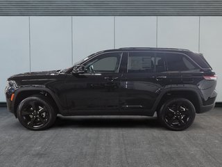 Jeep Grand Cherokee ALTITUDE 2026 à St-Jean-Sur-Richelieu, Québec - 5 - w320h240cpx