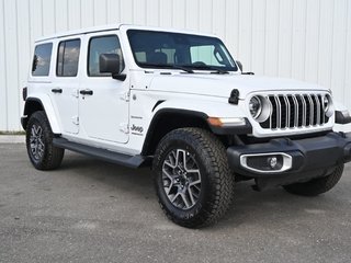 WRANGLER 4-Door SAHARA 2024 à Sherbrooke, Québec - 2 - w320h240cpx