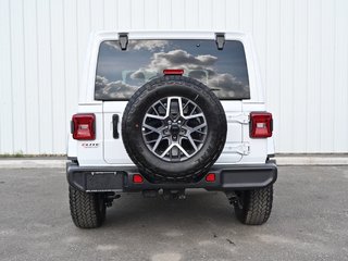 2024  WRANGLER 4-Door SAHARA in Sherbrooke, Quebec - 6 - w320h240cpx