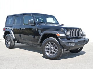 Jeep WRANGLER 4-Door SPORT S 2024 à St-Jean-Sur-Richelieu, Québec - 3 - w320h240cpx