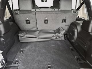 Jeep Wrangler 4-Door WILLYS 2026 à Sherbrooke, Québec - 6 - w320h240cpx