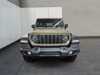 Jeep Wrangler 4-Door SPORT S 2026 à St-Jean-Sur-Richelieu, Québec - 2 - w320h240cpx