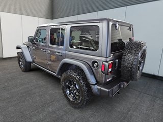 2026 Jeep Wrangler 4-Door WILLYS in St-Jean-Sur-Richelieu, Quebec - 4 - w320h240cpx