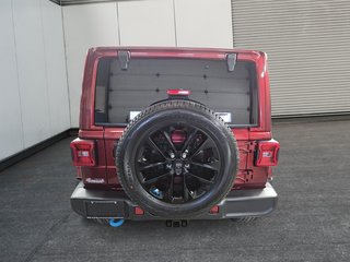 2022 Jeep Wrangler 4xe Unlimited Sahara DEUX TOITS INCLUS in Sherbrooke, Quebec - 3 - w320h240cpx