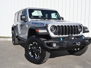 2024  Wrangler 4xe RUBICON in St-Jean-Sur-Richelieu, Quebec - 2 - w320h240cpx