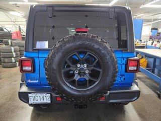 2025 Jeep Wrangler 4XE WILLYS in Sherbrooke, Quebec - 3 - w320h240cpx