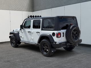 Jeep Wrangler WILLYS 4X4 V6 // TEMPS FROIDS 2023 à Sherbrooke, Québec - 4 - w320h240cpx