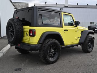 Wrangler WILLYS 2024 à Sherbrooke, Québec - 4 - w320h240cpx