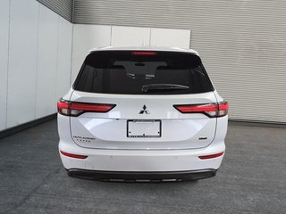 Mitsubishi Outlander ES // S-AWD // 2.5L 2023 à Sherbrooke, Québec - 3 - w320h240cpx
