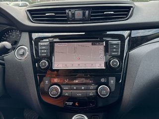 2023 Nissan Qashqai SL AWD in Sherbrooke, Quebec - 3 - w320h240cpx