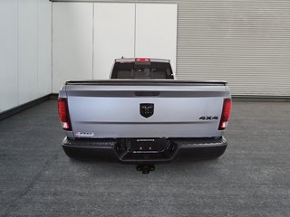 2019 Ram 1500 Classic WARLOCK 4X4 CREW CAB // V6 // TOUT ÉQUIPÉ in Sherbrooke, Quebec - 3 - w320h240cpx