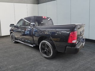 2023 Ram 1500 Classic EXPRESS / NIGHT EDITION // PENTASTAR in Sherbrooke, Quebec - 4 - w320h240cpx
