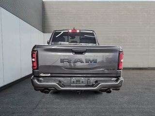 2025 Ram 1500 TRADESMAN in St-Jean-Sur-Richelieu, Quebec - 3 - w320h240cpx