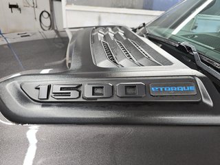 2026 Ram 1500 EXPRESS in Sherbrooke, Quebec - 6 - w320h240cpx