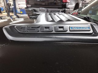 2026 Ram 1500 EXPRESS in Sherbrooke, Quebec - 6 - w320h240cpx