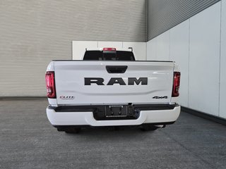 2026 Ram 2500 BLACK EXPRESS in St-Jean-Sur-Richelieu, Quebec - 3 - w320h240cpx