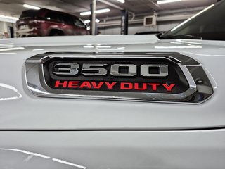 2019 Ram 3500 LARAMIE // LONGHORN // 3500 / DUALLY in Sherbrooke, Quebec - 6 - w320h240cpx