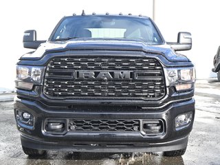 2024 Ram 3500 BIG HORN in St-Jean-Sur-Richelieu, Quebec - 4 - w320h240cpx