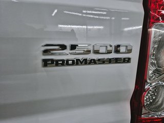2025 Ram ProMaster Cargo Van TRADESMAN // 2500 // HIGH ROOF in Sherbrooke, Quebec - 6 - w320h240cpx